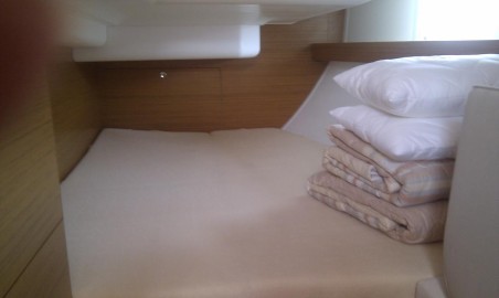 Elan Marine Elan 444 Impression Mili Mili