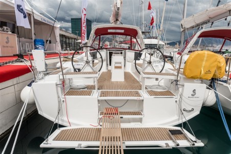 Bénéteau Oceanis 38.1 Majano