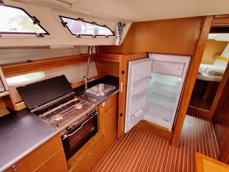 Bavaria Yachtbau Bavaria 47 Cruiser Gin & Tonic