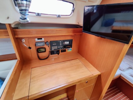 Bavaria Yachtbau Bavaria 47 Cruiser Gin & Tonic