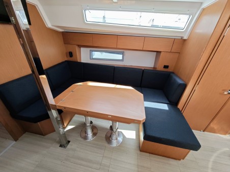 Bavaria Yachtbau Bavaria C42 Zen