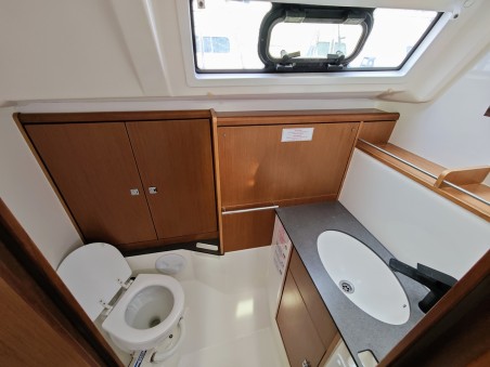 Bavaria Yachtbau Bavaria Cruiser 37 - 3 cab. Atena