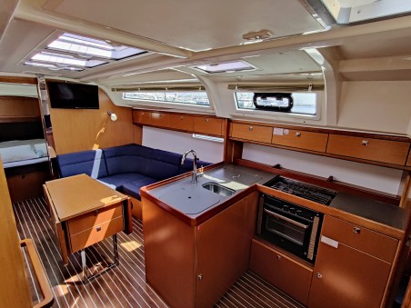 Bavaria Yachtbau Bavaria Cruiser 37 - 3 cab. Mojito