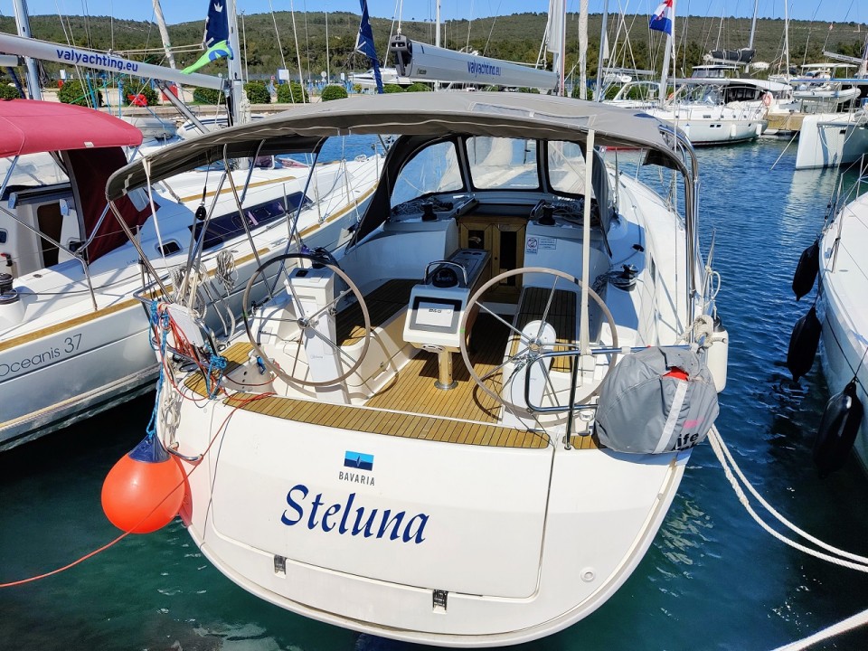 Bavaria Yachtbau Bavaria Cruiser 37 - 3 cab. Steluna