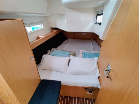 Bavaria Yachtbau Bavaria Cruiser 37 - 3 cab. Steluna