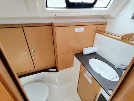 Bavaria Yachtbau Bavaria Cruiser 37 - 3 cab. Steluna