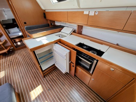 Bavaria Yachtbau Bavaria Cruiser 51 Jozefina