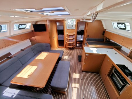 Bavaria Yachtbau Bavaria Cruiser 51 Jozefina