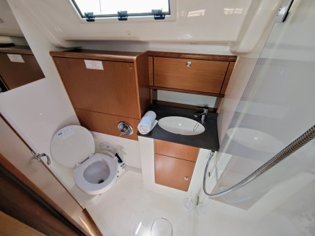 Bavaria Yachtbau Bavaria Cruiser 51 Jozefina