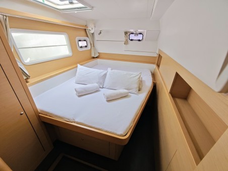 Lagoon-Bénéteau Lagoon 400 S2 - 4 + 2 cab. Diego