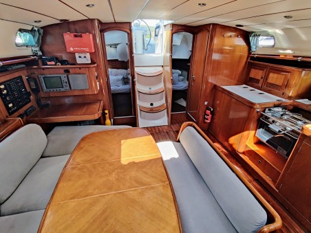 Bénéteau Oceanis Clipper 461 Rose Runner