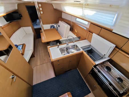 Jeanneau Sun Odyssey 379 Soprano