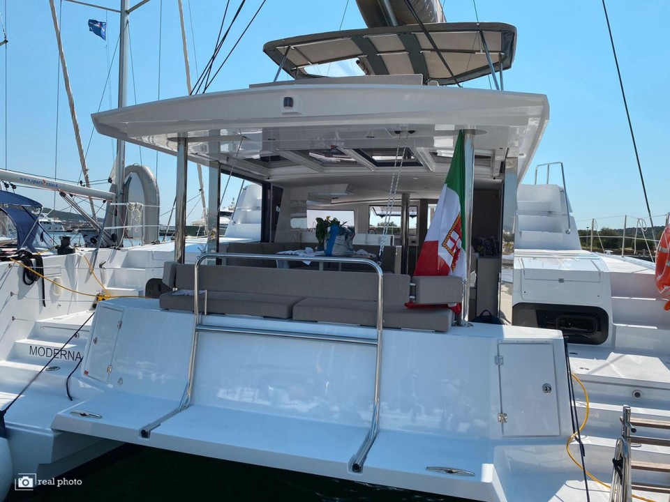 Catana Group Bali 4.6 - 4 + 1 cab. Moderna