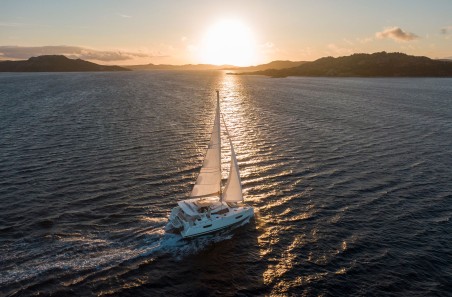 Fountaine Pajot Fountaine Pajot Astrea 42 - 4 + 1 cab. Agitation