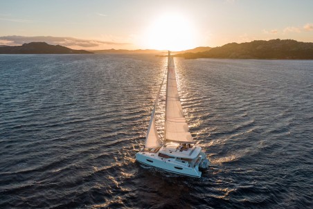 Fountaine Pajot Fountaine Pajot Astrea 42 - 4 + 1 cab. Agitation