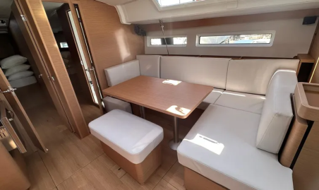 Sun Odyssey 490 | Czarter jachtu Włochy | Travelboat