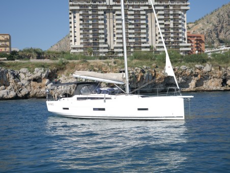 Dufour Yachts Dufour 430 - 3 cab. Bloody Mary