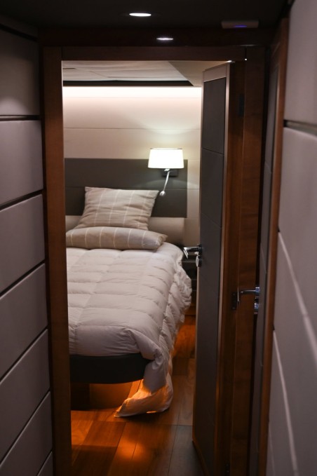 Leopard Catamarans / Robertson & Caine Leopard 23 - 3 + 1 cab. Maeva Star