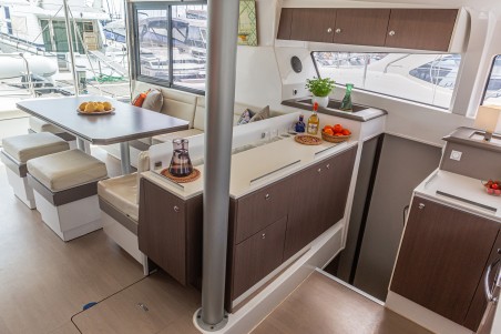 Catana Group Bali 4.1 - 4 + 2 cab. Talitha