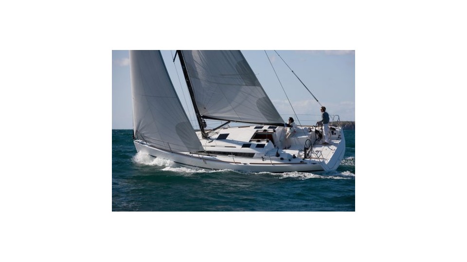 Dufour Yachts Dufour 360 GL Happy Planet