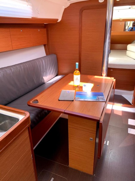 Dufour Yachts Dufour 360 GL Happy Planet