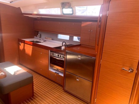 Dufour Yachts Dufour 460 GL Adventure Planet
