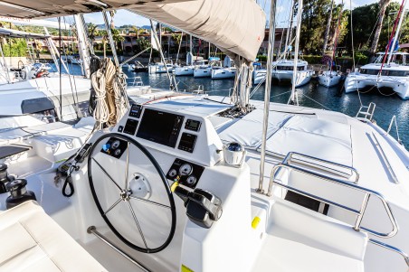 Dufour Yachts Dufour 48 Catamaran - 5 + 1 cab. Oblivion Planet