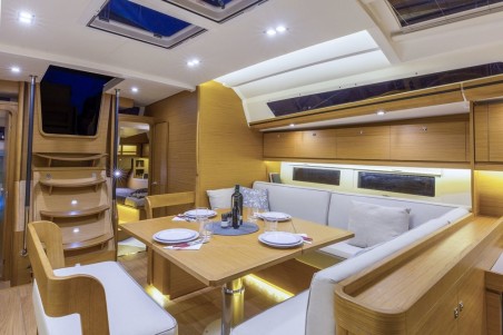 Dufour Yachts Dufour 520 GL Sunshine Planet