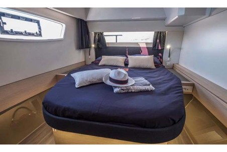 Fountaine Pajot Fountaine Pajot Astrea 42 - 4 + 2 cab. Timeless Planet