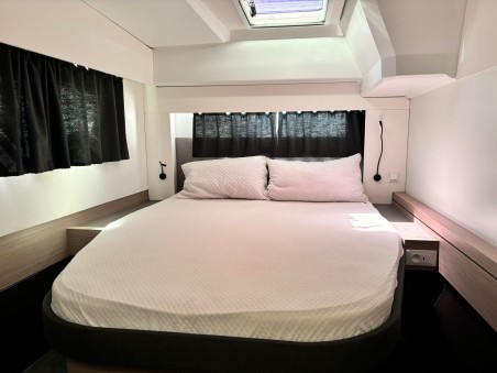 Fountaine Pajot Fountaine Pajot Astrea 42 - 4 + 2 cab. Timeless Planet