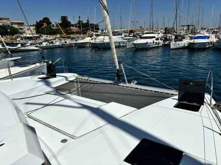 Fountaine Pajot Fountaine Pajot Astrea 42 - 4 + 2 cab. Timeless Planet
