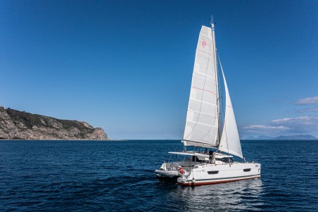 Fountaine Pajot Fountaine Pajot Lucia 40 - 4 cab. Relax Planet