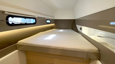 Catana Group Bali 4.0 - 4 cab. Escape