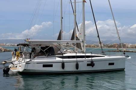 Bavaria Yachtbau Bavaria C42 Blue Eyes