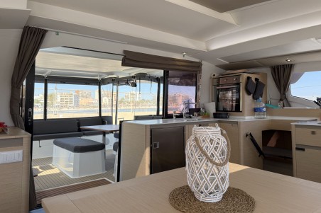 Fountaine Pajot Fountaine Pajot Elba 45 - 3 cab. Yara