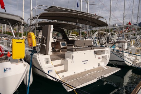 Dufour Yachts Dufour 470 - 4 cab. Happiness