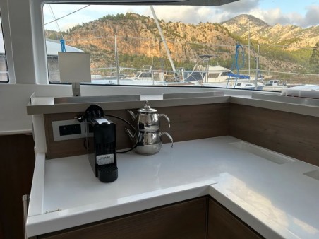 Catana Group Bali 4.2 - 4 + 1 cab. Sail Spazio