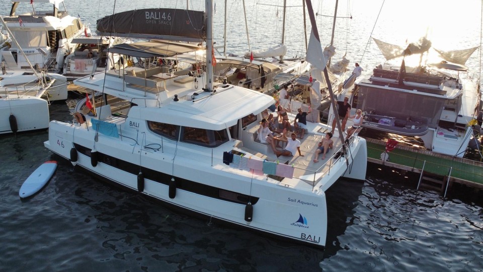 Catana Group Bali 4.6 - 5 + 1 cab. Sail Aquarius