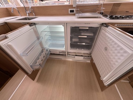 Catana Group Bali Catsmart - 4 cab. Sail Dorado