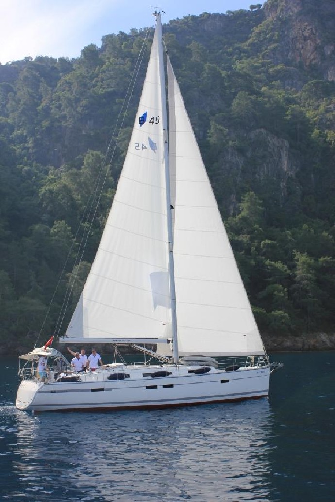 Bavaria Yachtbau Bavaria Cruiser 45 - 4 cab. Sail Bravo