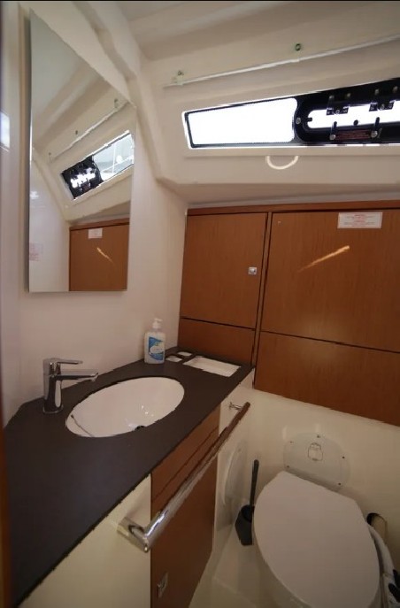 Bavaria Yachtbau Bavaria Cruiser 46 - 4 cab. Sail Deneb