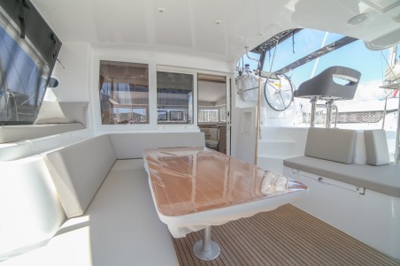 Lagoon-Bénéteau Lagoon 40 - 4 + 2 cab Sail Sagitta
