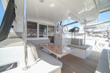 Lagoon-Bénéteau Lagoon 40 - 4 + 2 cab Sail Sagitta