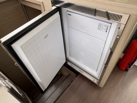 Lagoon-Bénéteau Lagoon 40 - 4 + 2 cab Sail Sagitta