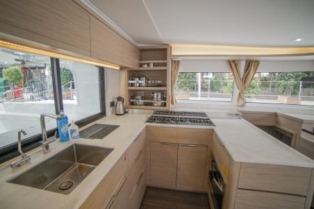 Lagoon-Bénéteau Lagoon 46 - 4 + 1 cab. Sail Pegasus