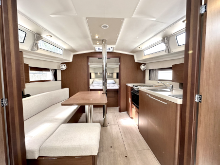 Oceanis 38.1 | Czarter jachtu Turcja | Travelboat