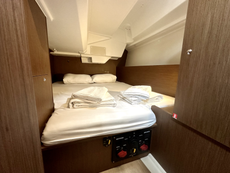 Oceanis 38.1 | Czarter jachtu Turcja | Travelboat