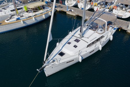 Bénéteau Oceanis 41.1 Sail Orion