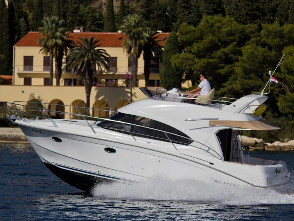 Antares 36 | Czarter jachtu Chorwacja | Travelboat