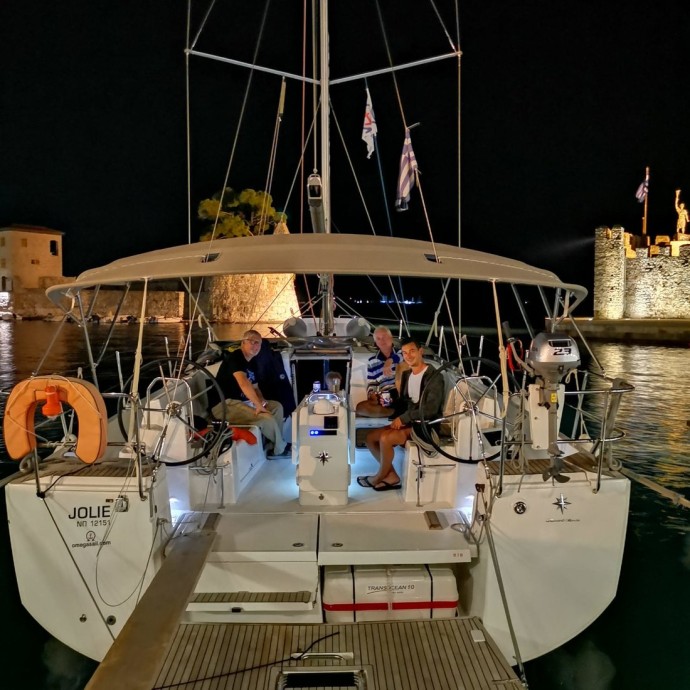 Jeanneau Sun Odyssey 440 - 4 cab. Jolie